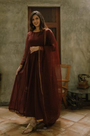 MAROON KASA